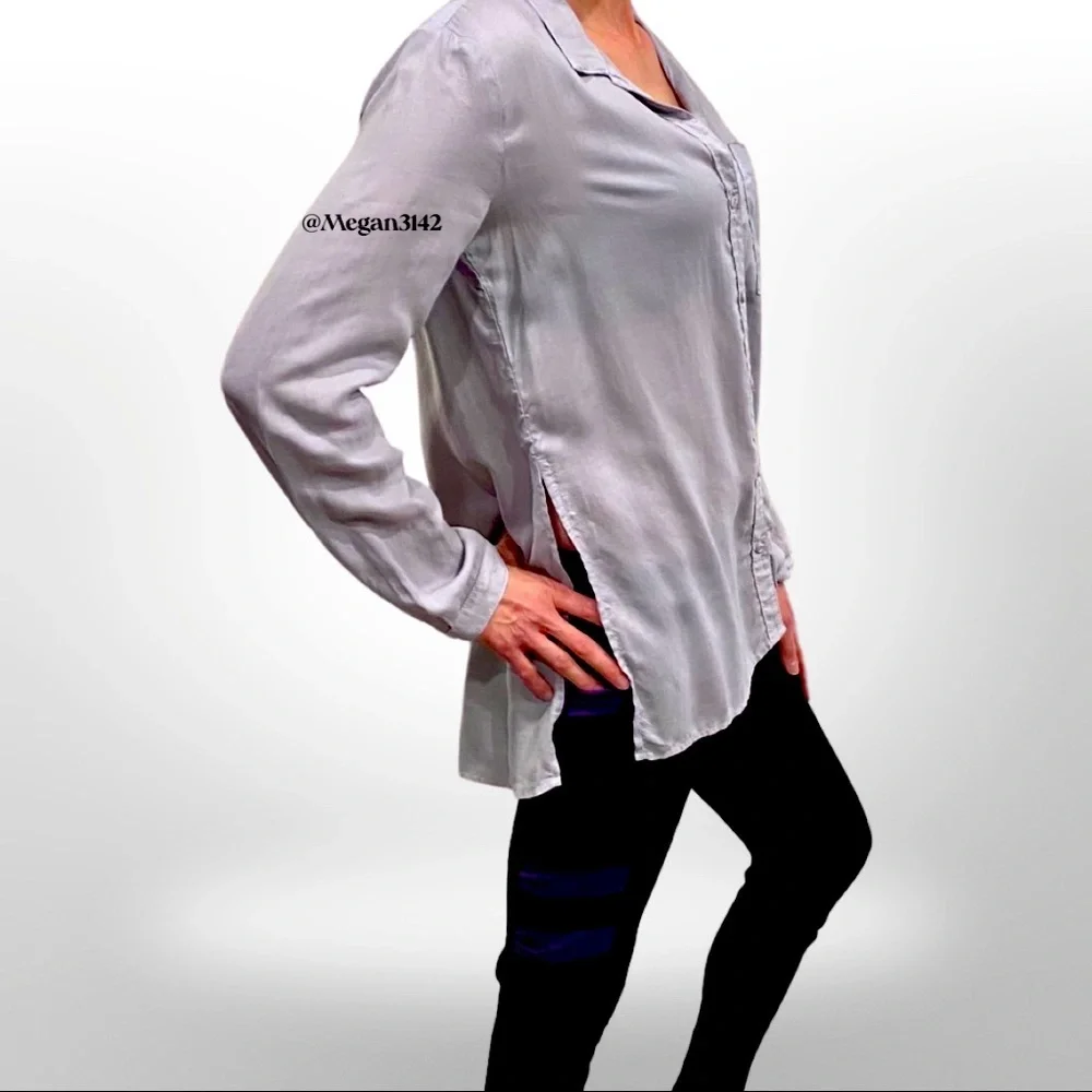 bella dahl | XS | CoolSweats | Shirt Tail Button-Up Shirt - Picture 2 of 11
